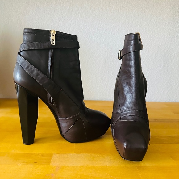 Authentic Versace ankle boots